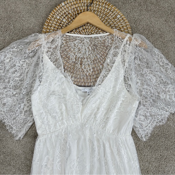 Baltic Born White Lace Maxi Dress - Picture 5 of 15